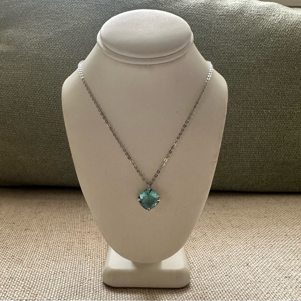 Swarovski Light Blue / Aqua Crystal Pendant Necklace BRAND NEW
